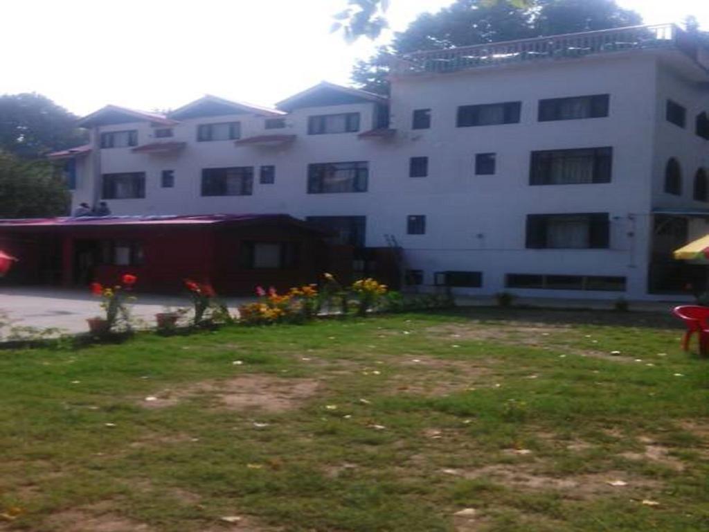 Hotel Grand Jigar ศรีนาการ์ ภายนอก รูปภาพ